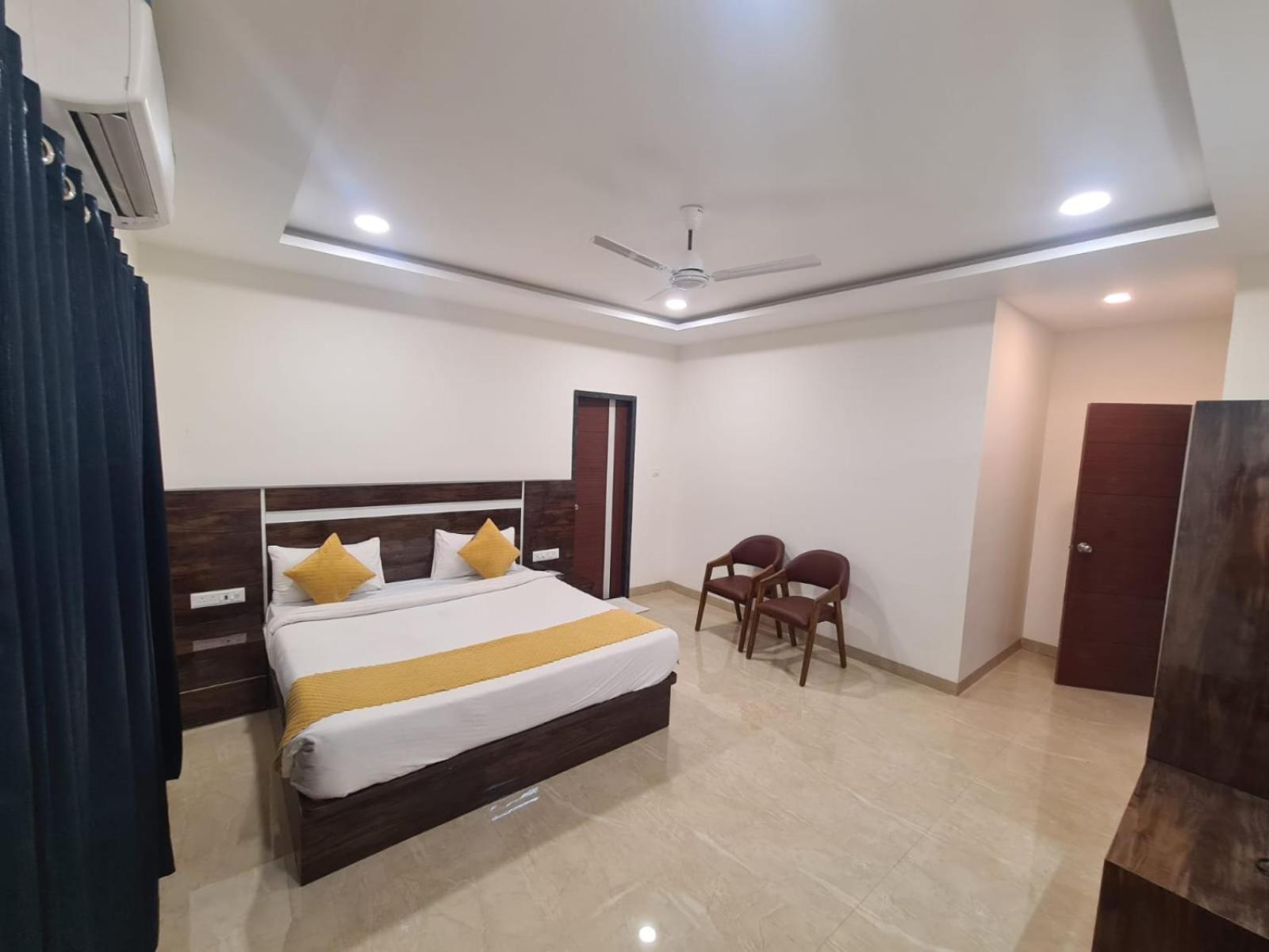 Hill View Hotel By Bil Lonavala Exterior foto